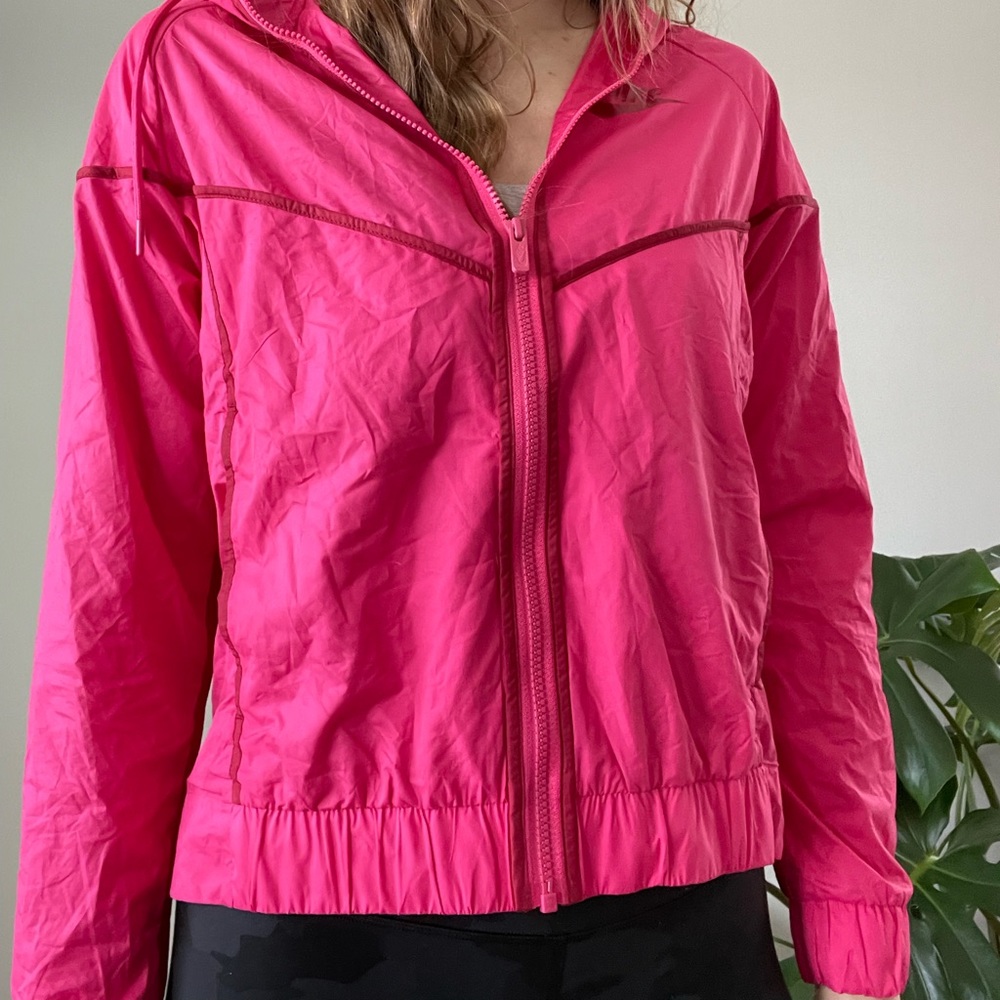 Nike windbreaker pink